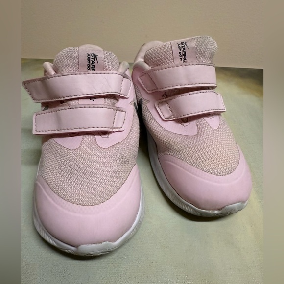 Toddler  sneakers shoes 7,5. 8 - Picture 7 of 12